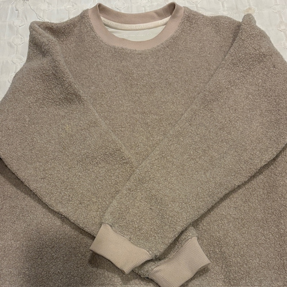 Outdoor Voices mega fleece sweatshirt